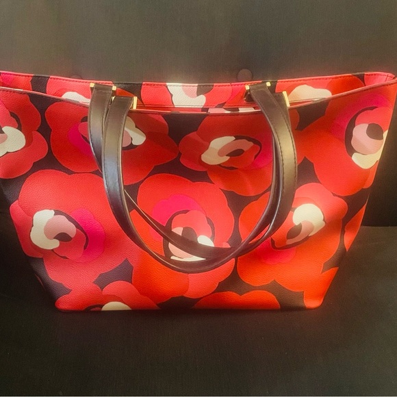 Kate Spade Extra Large Shoulder Purse - Picture 2 of 6